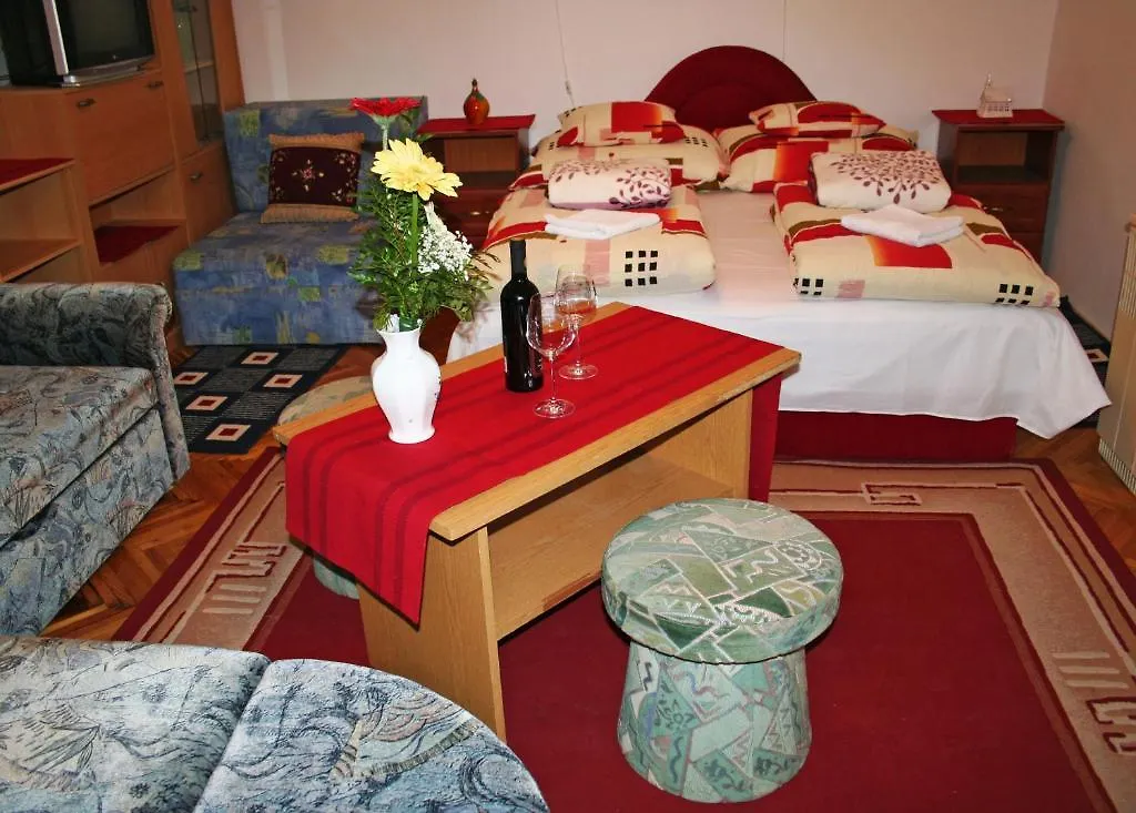 Arany Barokk Apartman Έγκερ Ουγγαρία